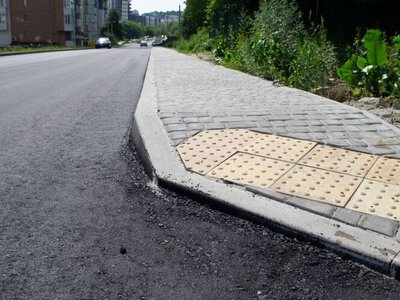 Хідник на проспекті у ценрі Львова зроблять доступнішим