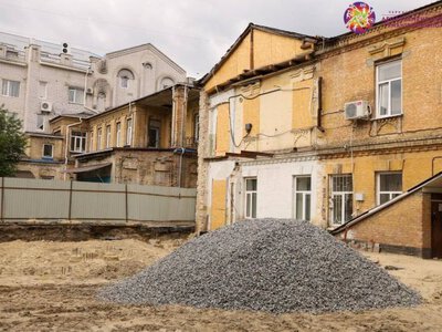 Автентичну цеглу збережуть: у Черкасах реставрують музичну школу