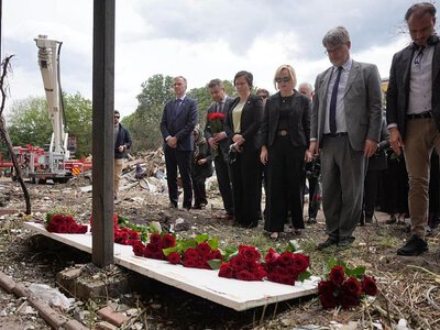 Жодне посольство не евакуювалось із Києва попри погрози росії: що кажуть США, ЄС і МЗС України