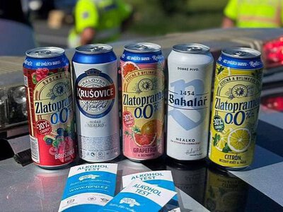 У Чехії поліція дарувала водіям пиво