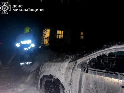 У Миколаєві горів легковий автомобіль