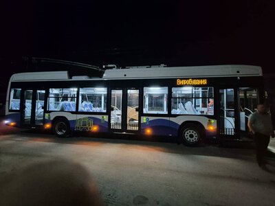 У Тернополі з’явилися перші два нові тролейбуси з партії із 17 машин