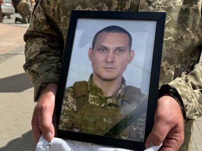  Ніжин провів в останню путь захисника України Євгенія Мельника 