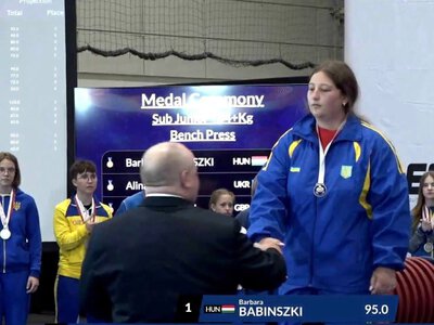 Світове «срібло» у 15 років: збаражанка Аліна Литвин стала призеркою чемпіонату світу з жиму лежачи