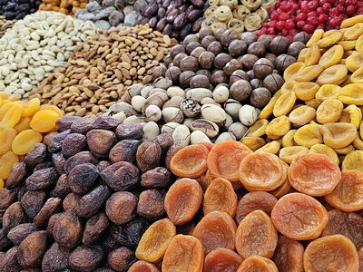 Вчені назвали 6 неочікуваних продуктів, які можуть викликати печію