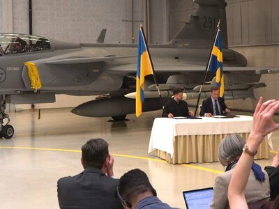 Швеція подарувала Україні 16 літаків Gripen C/D та продасть ще 20 винищувачів (ВІДЕО)