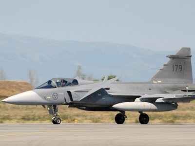 Швеція оголосила про передачу Україні 16 старіших моделей винищувачів Gripen