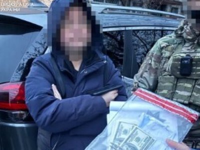 На Дніпропетровщині судитимуть двох чоловіків, які за $20 тис. організували схему виїзду за кордон через «непридатність» до служби
