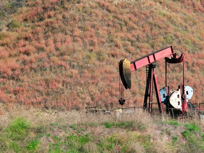 Ринок нафти знову штормить: ціни змінили курс після угоди США та Ірану