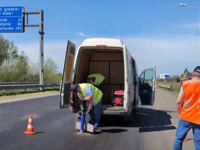 Відбір кернів та експертиза: як на Волинських автошляхах контролюють якість дорожніх робіт