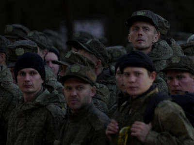 Дефіцит людей, грошей і здорового глузду – висновок IISS щодо стійкості РФ