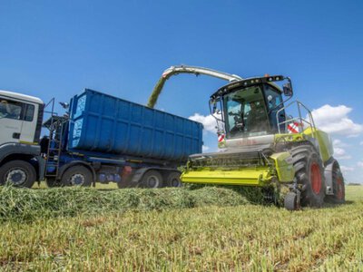 Україна готується до агрореволюції? На Львівщині протестували техніку, що скорочує витрати в рази