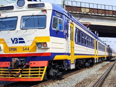 Укрзалізниця переводить два популярні поїзди зі Львова на новий графік