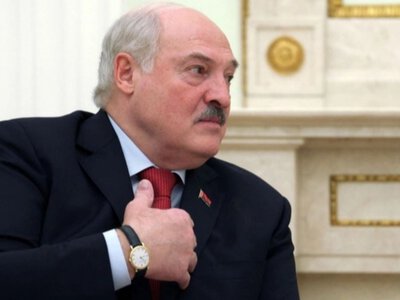 Лукашенко повідомив про намір відвідати Білорусь довіреної особи Макрона