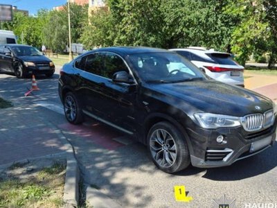 В Ужгороді водій BMW збив дівчинку на пішохідному переході — PMG.ua