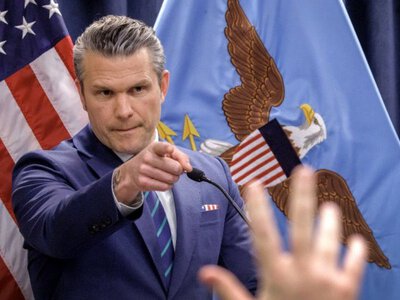 Reuters: Гегсет заявив про готовність США відновити удари по Ірану у разі провалу переговорів