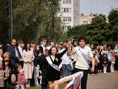 Останній дзвінок на Волині 2026: скільки випускників закінчили школу