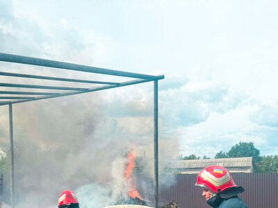 На Буковині за добу сталося сім пожеж: горіли будинки, сміття, дрова та гараж