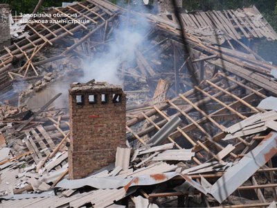 Руйнування багатоповерхівок та пожежі: наслідки ударів по Запоріжжю