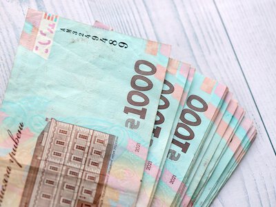Пенсія батька після смерті: чи мають право на виплати діти