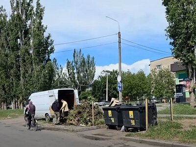 У Миколаєві невідомі на вантажівках незаконно скидають сміття біля контейнерних майданчиків, - КП