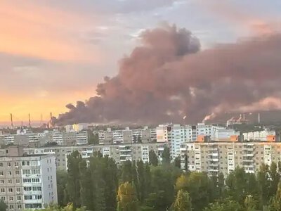 Дрони атакували нафтопереробний завод у Саратові, спалахнула пожежа