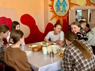 На Рівненщині оновлюють систему шкільного харчування: більше можливостей для громад і якісніші обіди для дітей