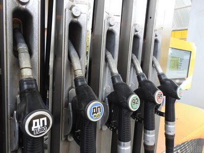 У Криму виникли проблеми з пальним: водіям обмежили продаж бензину