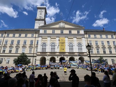 Родини зниклих безвісти захисників із Моршинської громади долучилися до відкриття «Місця надії» у Львові