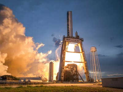 SpaceX отримала контракт на $4,16 млрд для оборонної системи США