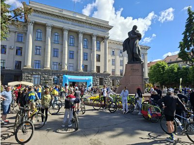 Майже тисяча велосипедистів одночасно проїхалися луцькими вулицями
