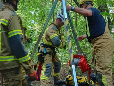 У Чернівцях врятували чоловіка, який п’ять днів провів у колекторній ямі без їжі та води