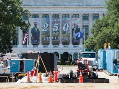 Артисти відмовляються від участі у святкуванні 250-річчя США через зв'язок із Трампом