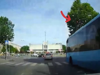 Водія луцької маршрутки оштрафували за проїзд на жовтий сигнал світлофора