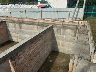 Прокурори хочуть відсудити у підрядника майже 4,5 млн грн за недобудоване укриття у Шполі