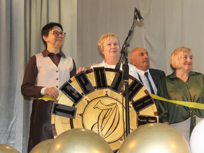 Нагородами, подарунками і святковим концертом Острозька школа мистецтв відзначила 70-річний ювілей