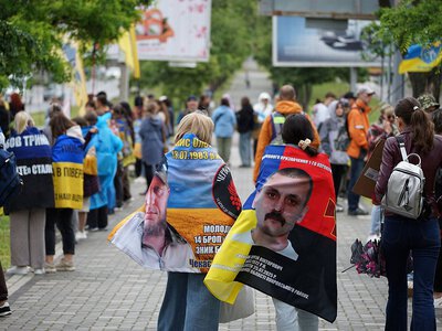 Акція на підтримку військовополонених та зниклих безвісти у Миколаєві (фоторепортаж)