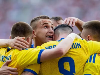 Збірна України з футболу забила два гола Польщі в товариському матчі. Це перша гра під керівництвом нового тренера