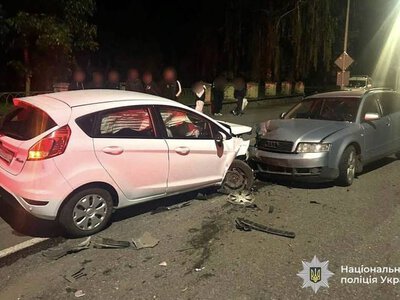 У Брацлаві зіткнулися Ford і Audi — серед постраждалих 9-річна дівчинка