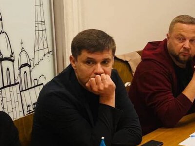 Tesla за мільйон: як син депутата Мельника оновив автопарк