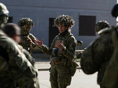 У Британії українських новобранців навчають австралійські інструктори. ФОТО