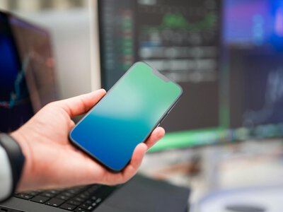 Як продовжити життя телефону: фахівці радять не ігнорувати перезавантаження