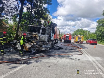 На Вінниччині загинула жінка з донькою: авто зіткнулося з вантажівкою водія з Житомирщини