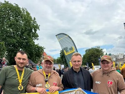 Ковельські ветерани тріумфували на UNBROKEN GAMES у Львові