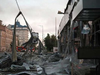 Атака на Київ: пошкоджено багатоповерхівки і поліклініку, є загиблі та майже 60 постраждалих
