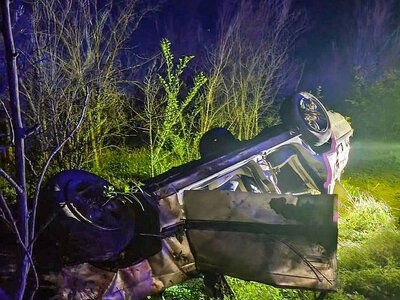 П'яний водій перекинувся на Opel і втік: одна людина загинула, постраждав підліток