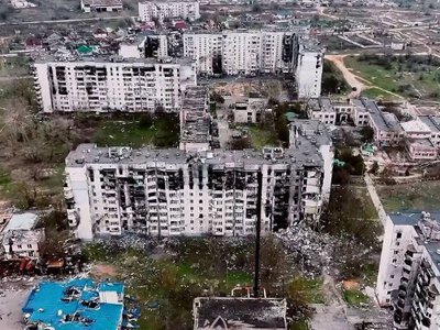 Прорвати блокаду. Виснажені голодом і обстрілами мешканці Олешок тікають з міста