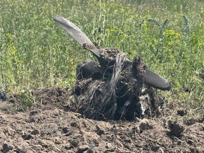 У Харкові чоловік постраждав від вибуху збитого дрона, який він хотів сфотографувати
