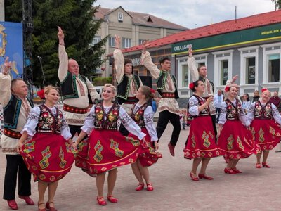  У Підволочиську відбувся благодійний фестиваль Зеленого борщу «Ми єдині» 