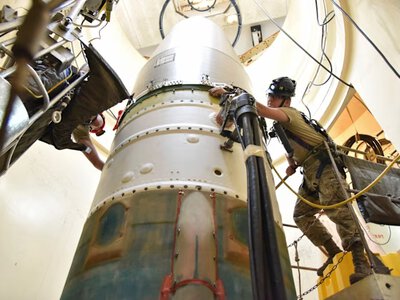США обговорюють розширення розміщення ядерних сил у країнах Європи